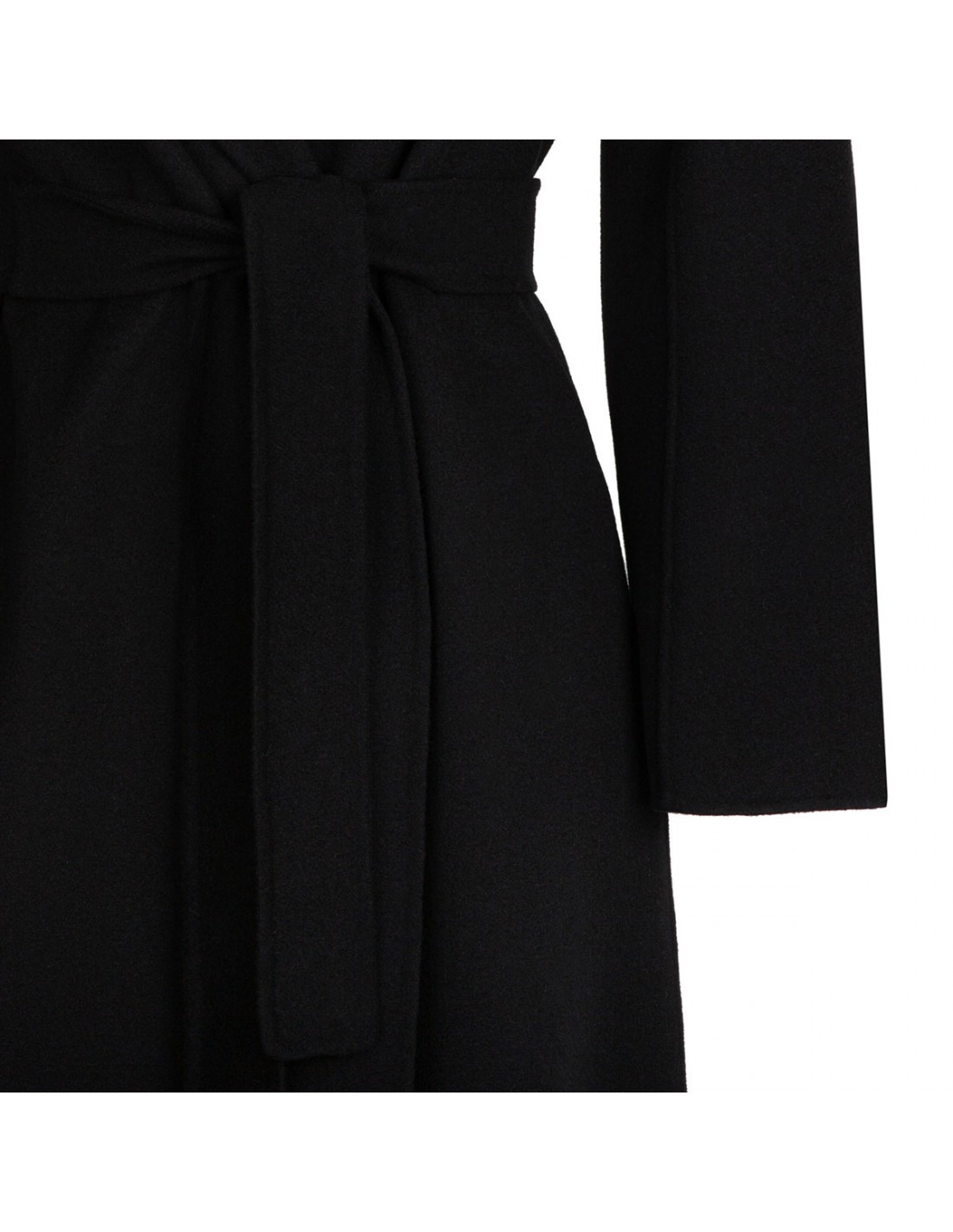 Esturia black virgin wool coat