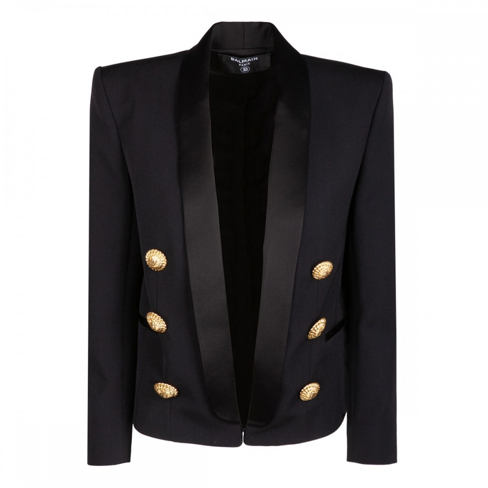 Edge-to-edge black jacket