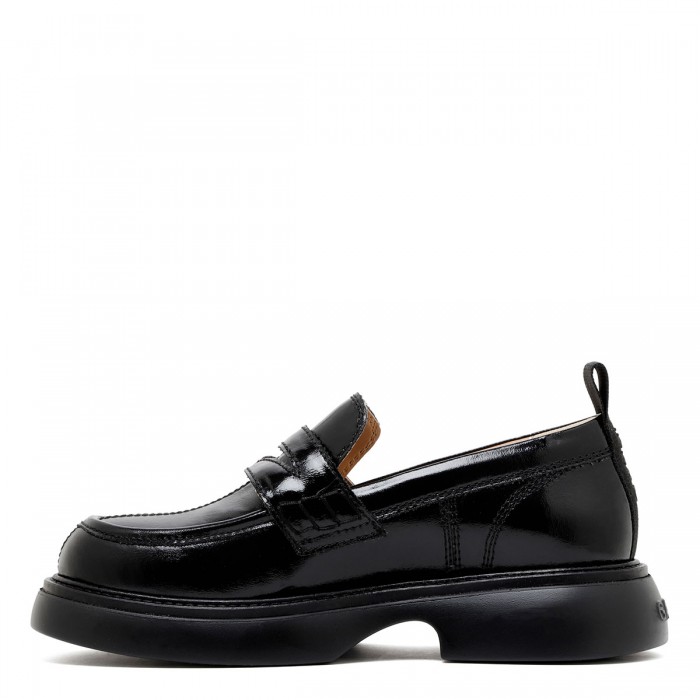 Everyday black loafers