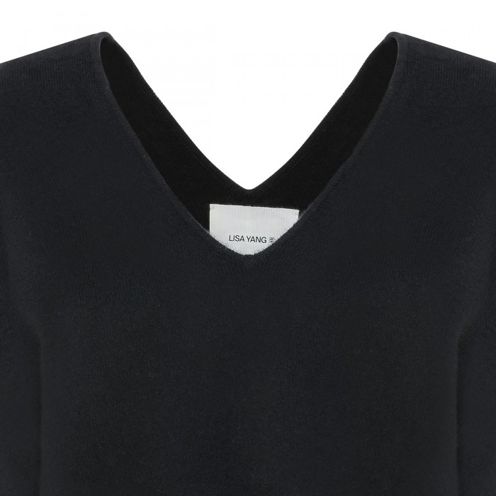 Sara black sweater