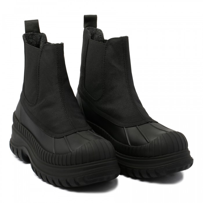 Black outdoor Chelsea boots