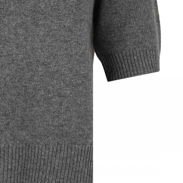 Charcoal hue cashmere cropped Tee