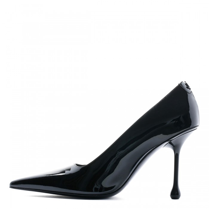 Ixia 95 black patent pumps