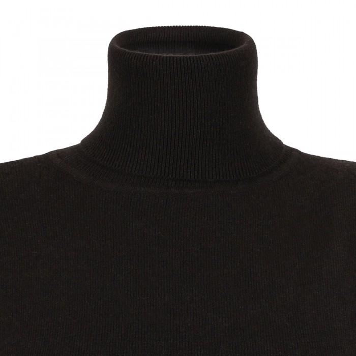 Black cashmere garter sweater