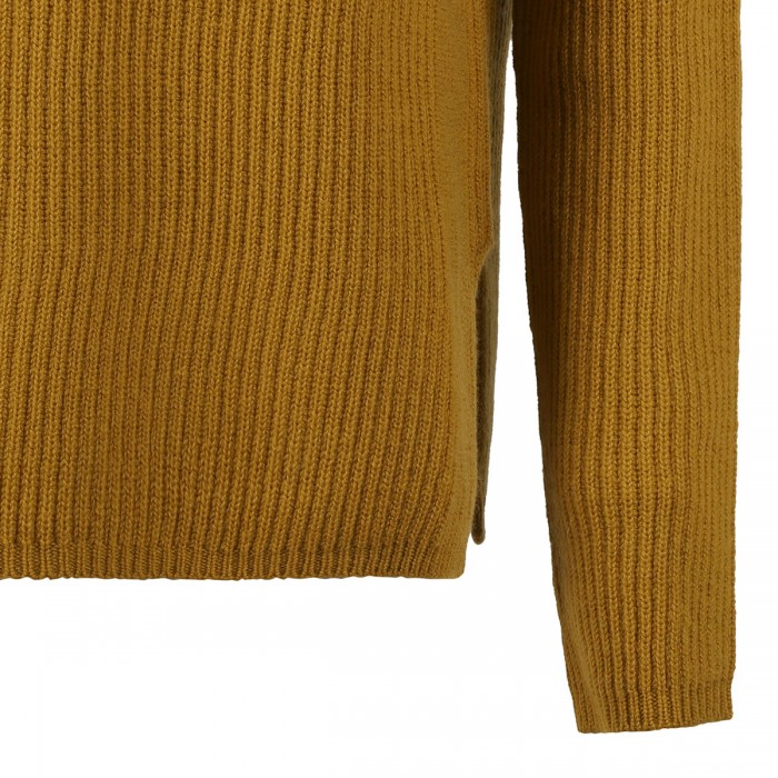 Ribbed-knit wool and cashmere sweater