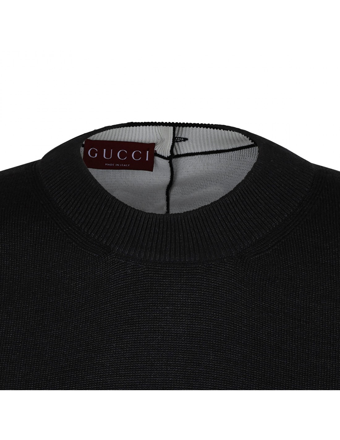 Wool top with logo