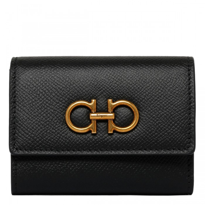 Gancini credit cardholder