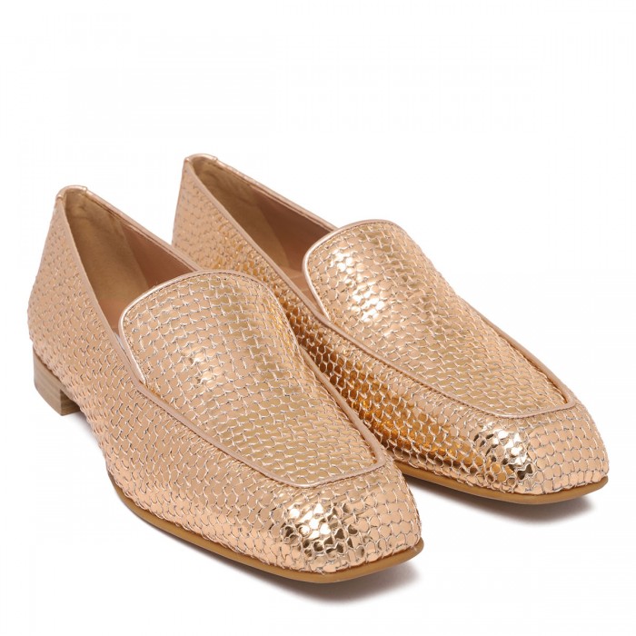 Gold-tone leather mocassins