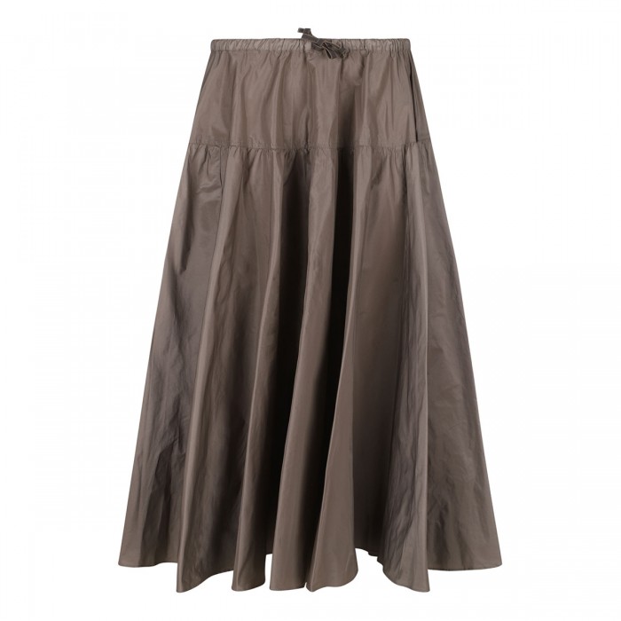 Long volume skirt