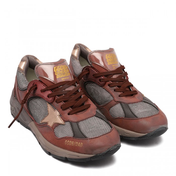 RunningDad sneakers with bronze star