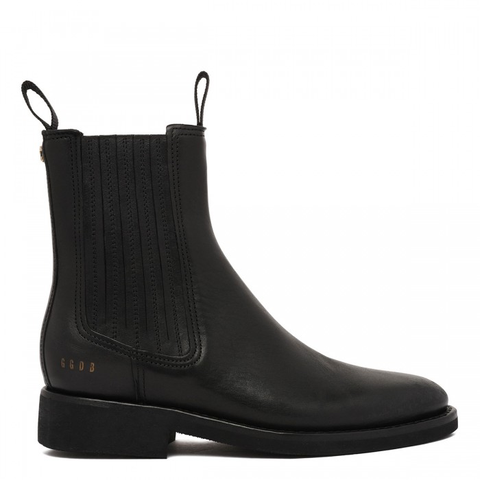 Black leather Chelsea boots