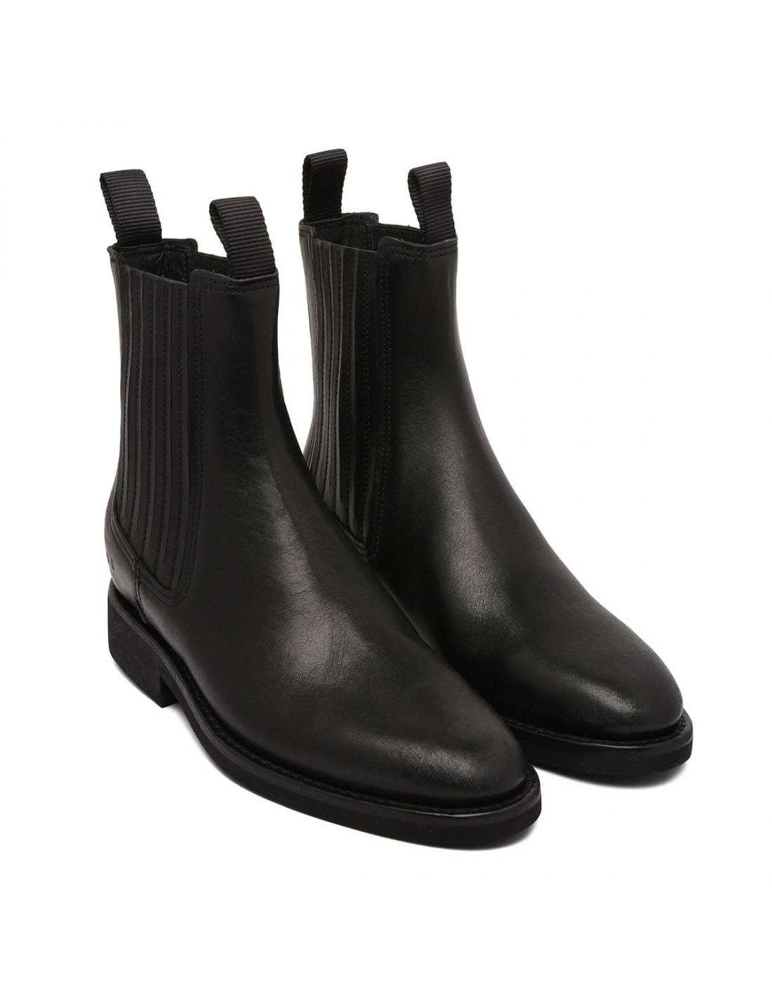 Black leather Chelsea boots